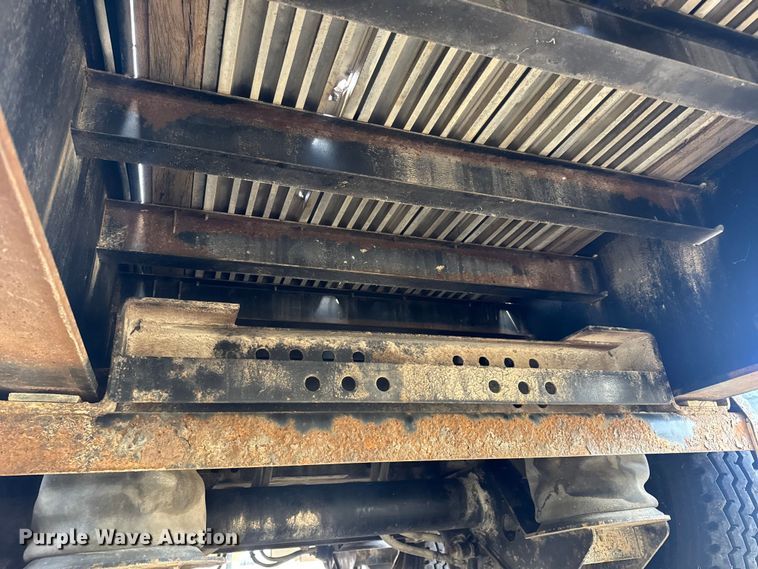 image for item EN0674 2008 Transcraft DTL-2100 RS2 drop deck trailer