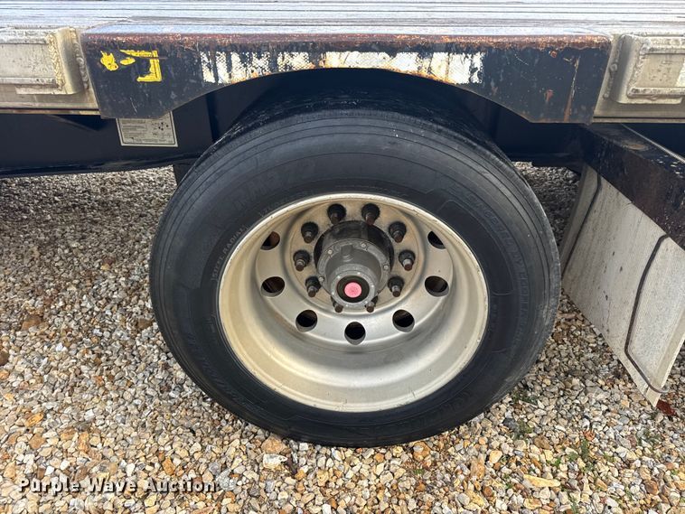 image for item EN0674 2008 Transcraft DTL-2100 RS2 drop deck trailer