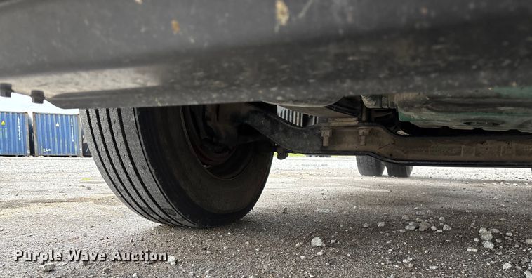 image for item EN5738 2022 Volvo VNR semi truck