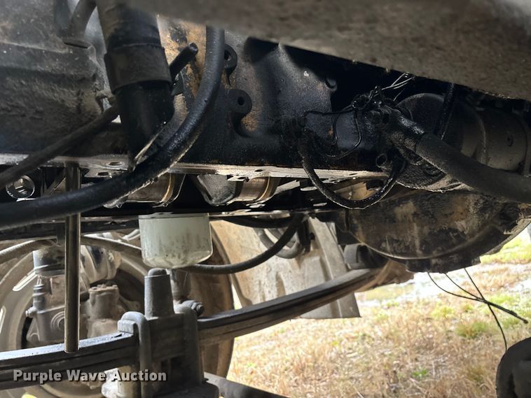 image for item EN5743 2007 Freightliner Columbia semi truck