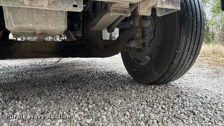 image for item EN5744 2007 Freightliner Columbia semi truck