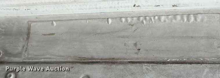 image for item EN5744 2007 Freightliner Columbia semi truck