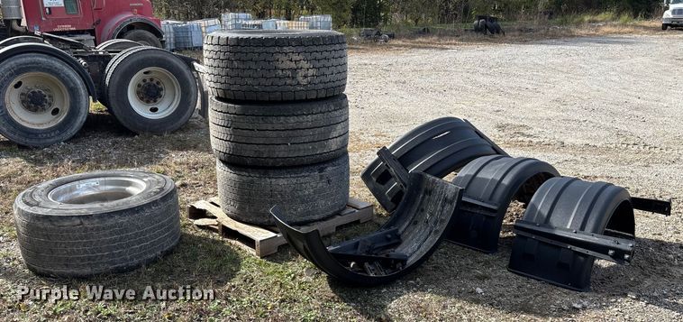 image for item EN5764 Truck parts