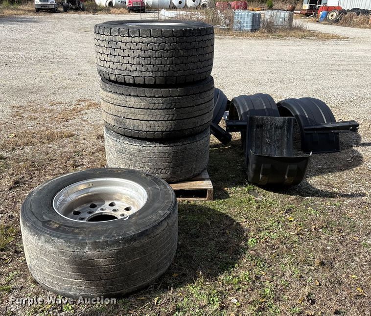 image for item EN5764 Truck parts