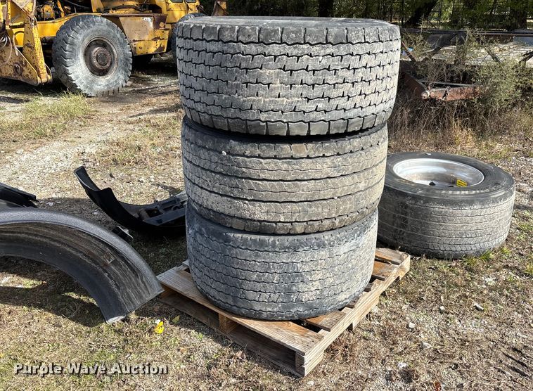 image for item EN5764 Truck parts