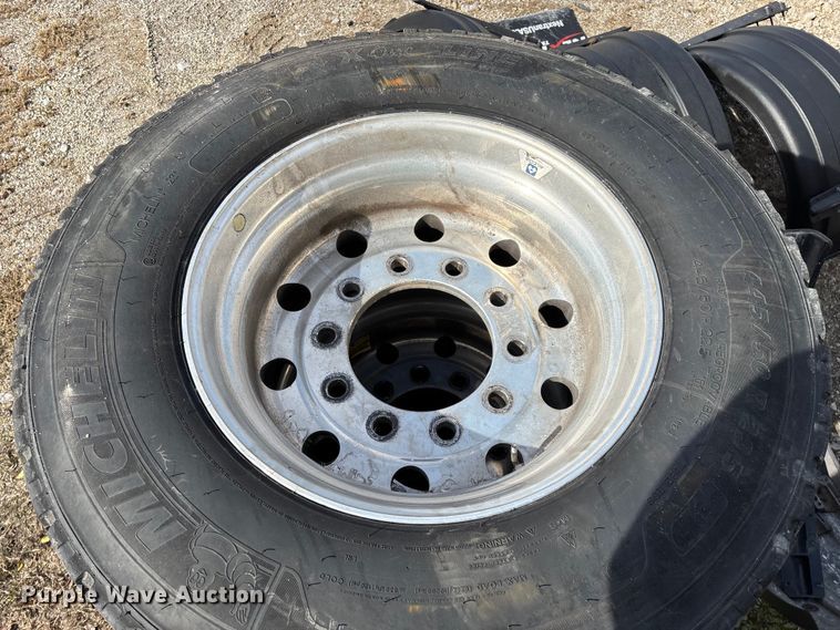 image for item EN5764 Truck parts