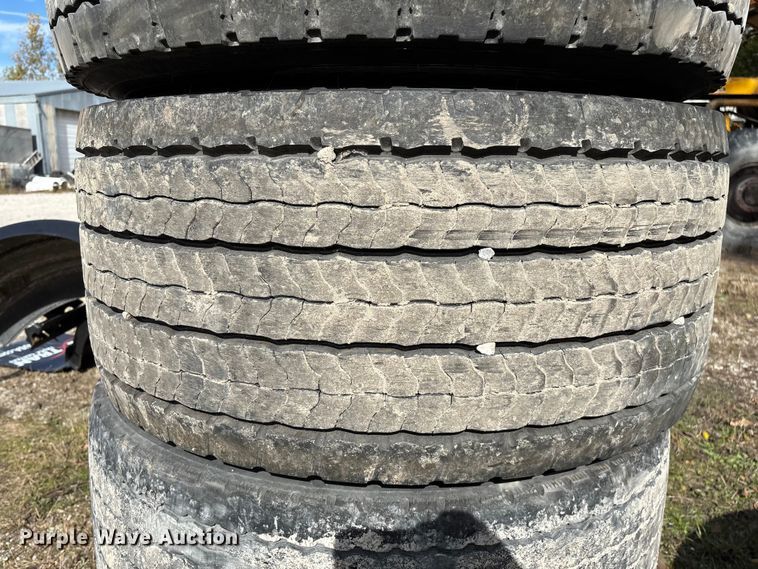 image for item EN5764 Truck parts