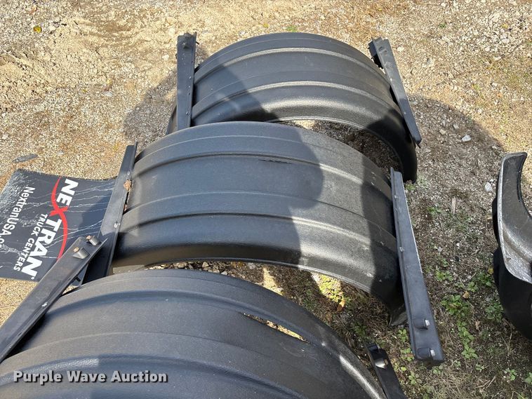 image for item EN5764 Truck parts