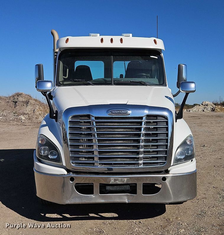 CAMIóN 2017 FREIGHTLINER