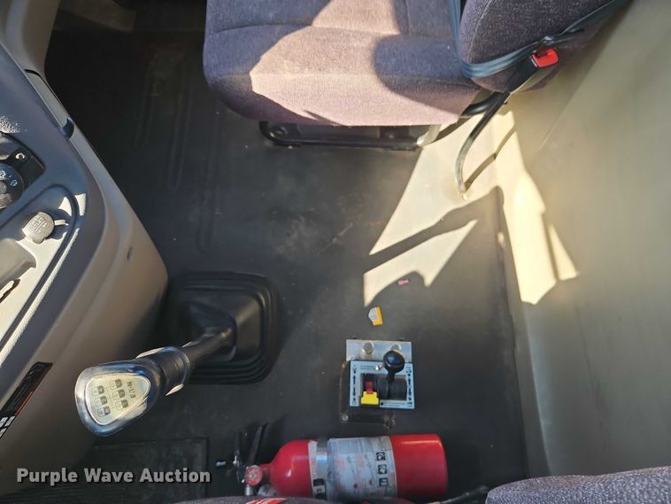 image for item EO4720 2017 Freightliner Cascadia semi truck