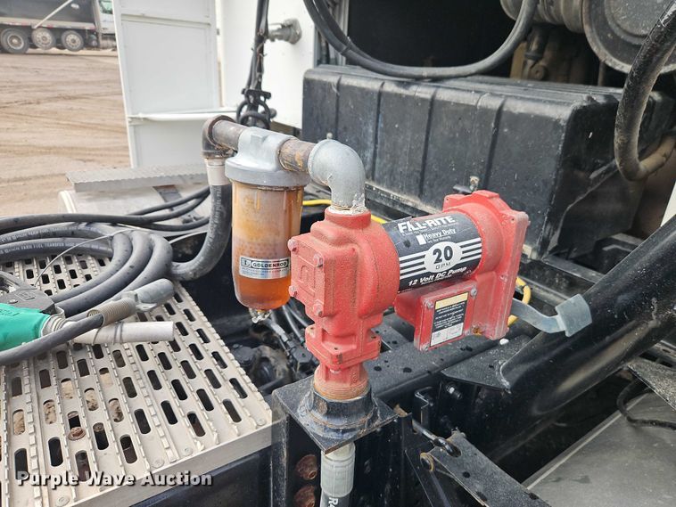 image for item EO4743 1987 International COF-9670 semi truck