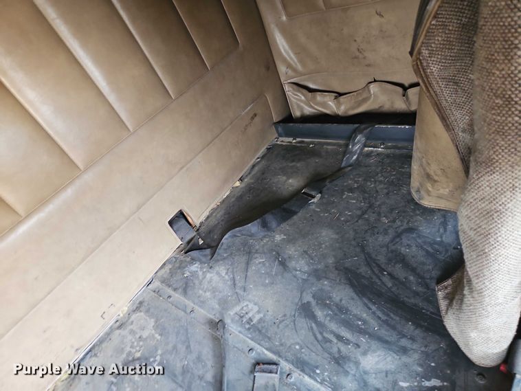 image for item EO4743 1987 International COF-9670 semi truck