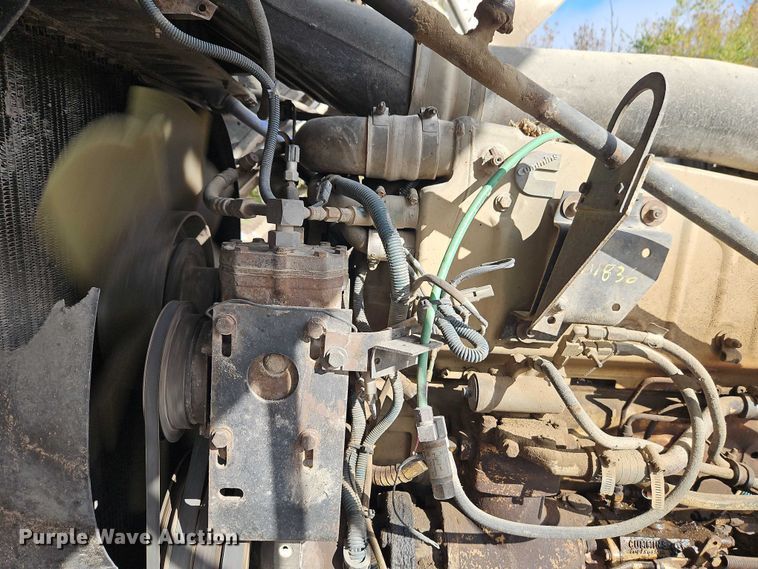 image for item EO4743 1987 International COF-9670 semi truck