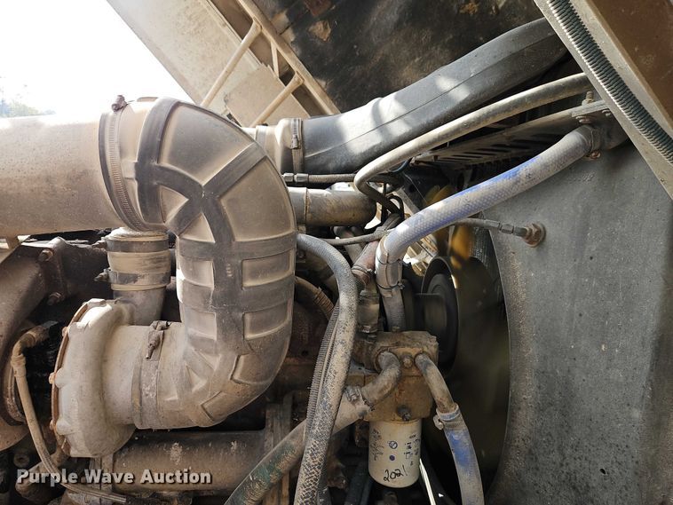 image for item EO4743 1987 International COF-9670 semi truck