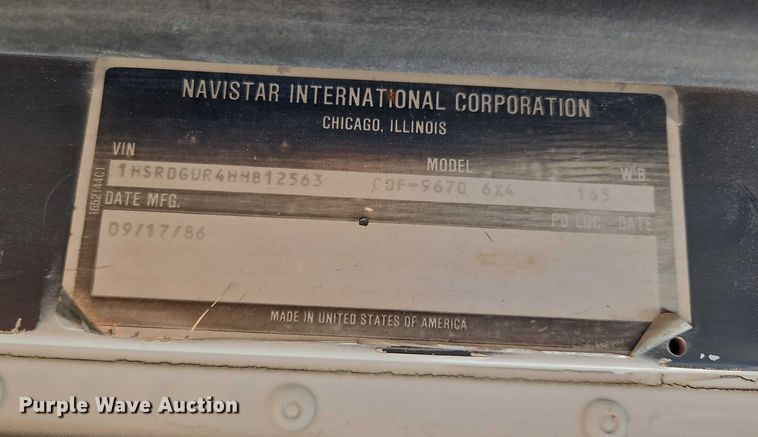 image for item EO4743 1987 International COF-9670 semi truck