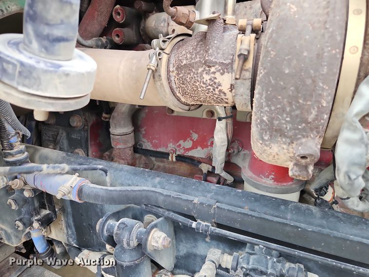 image for item EO4754 2011 Kenworth T800 semi truck