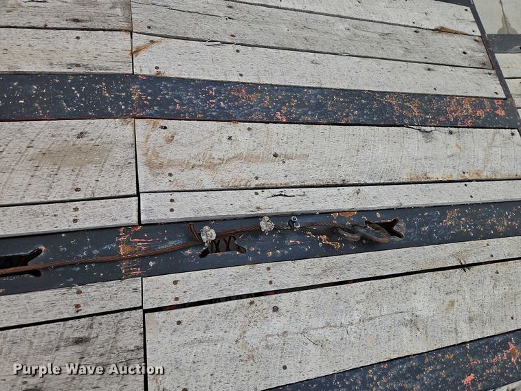 image for item EO4755 2001 Talbert Talbert tilt deck equipment trailer