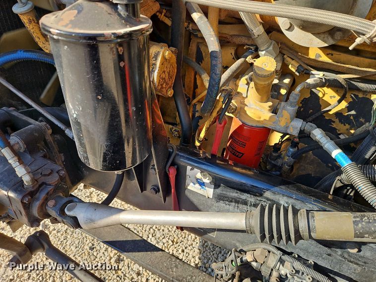 image for item EO4793 2005 Kenworth T800 semi truck