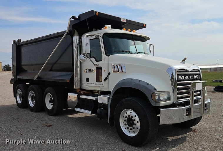 image for item EO4794 2011 Mack GU713 dump truck