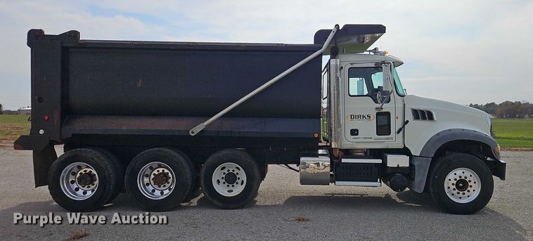 image for item EO4794 2011 Mack GU713 dump truck