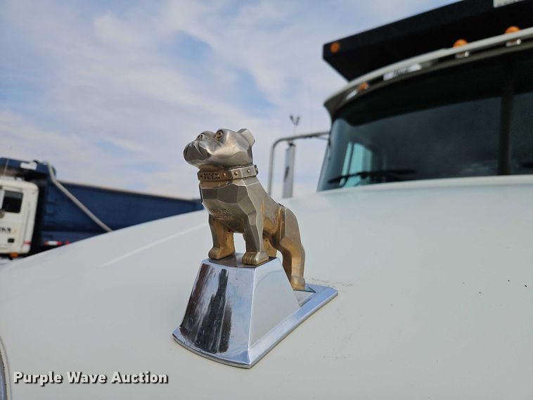 image for item EO4794 2011 Mack GU713 dump truck