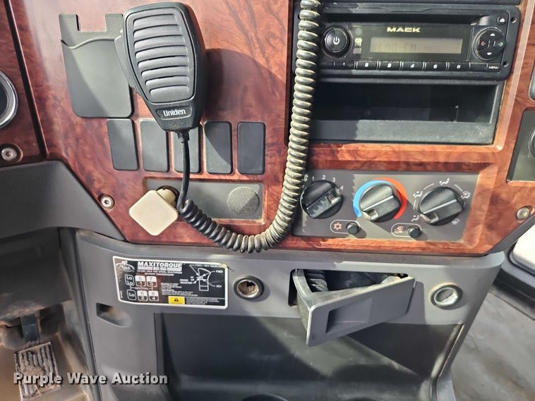 image for item EO4794 2011 Mack GU713 dump truck