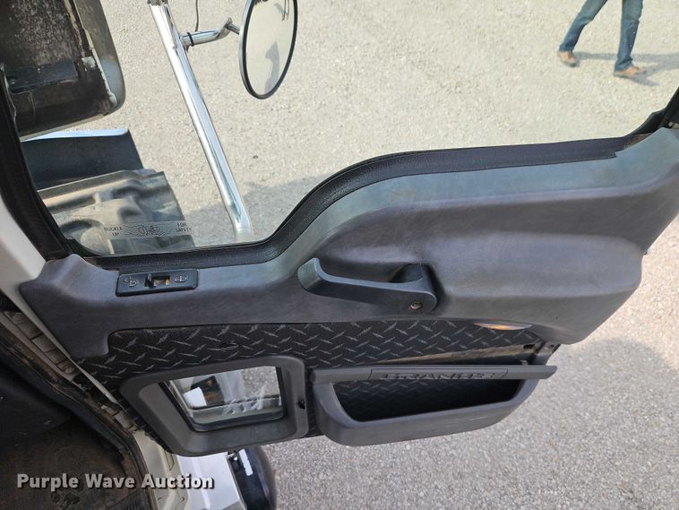 image for item EO4794 2011 Mack GU713 dump truck