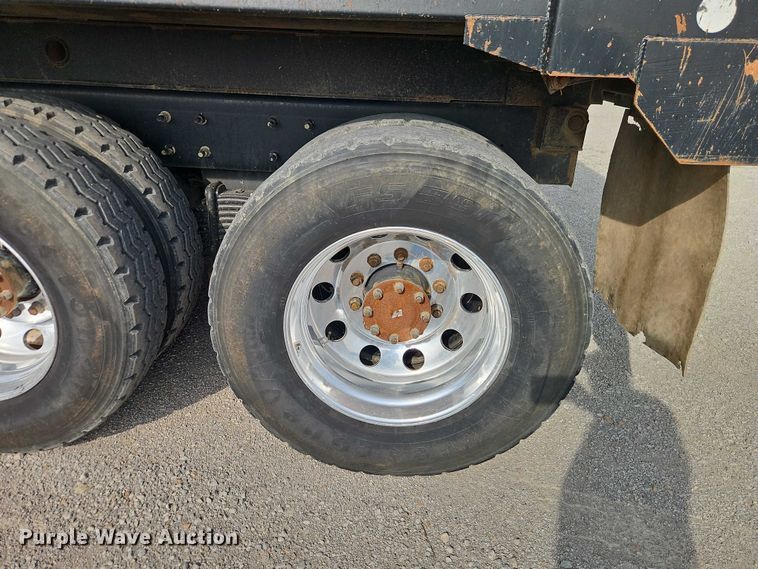 image for item EO4794 2011 Mack GU713 dump truck