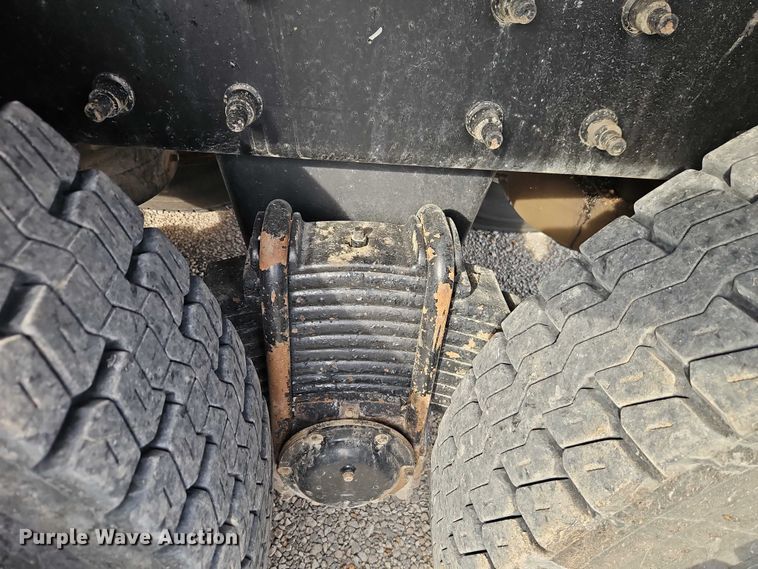 image for item EO4795 2007 Mack CTP713 dump truck