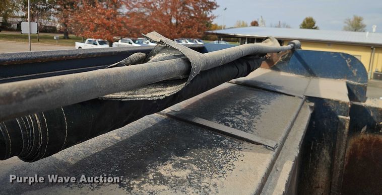 image for item EO4795 2007 Mack CTP713 dump truck