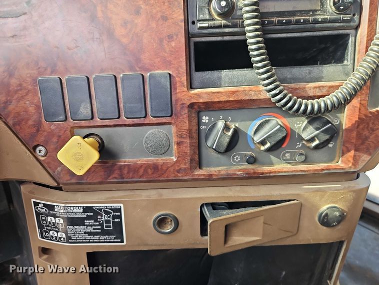 image for item EO4795 2007 Mack CTP713 dump truck