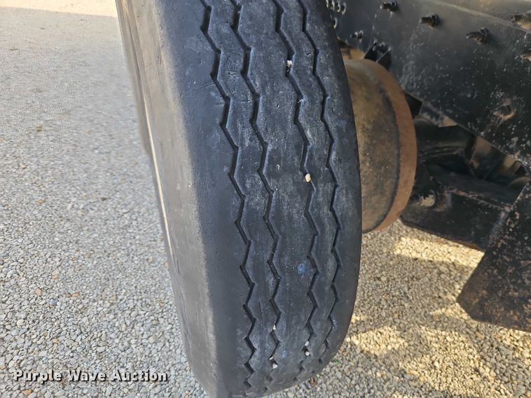 image for item EO4795 2007 Mack CTP713 dump truck