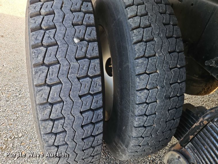 image for item EO4795 2007 Mack CTP713 dump truck