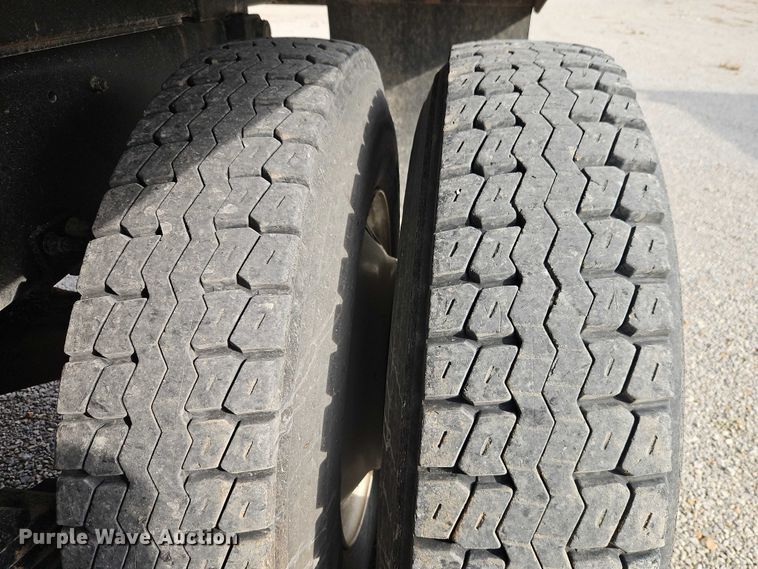 image for item EO4795 2007 Mack CTP713 dump truck