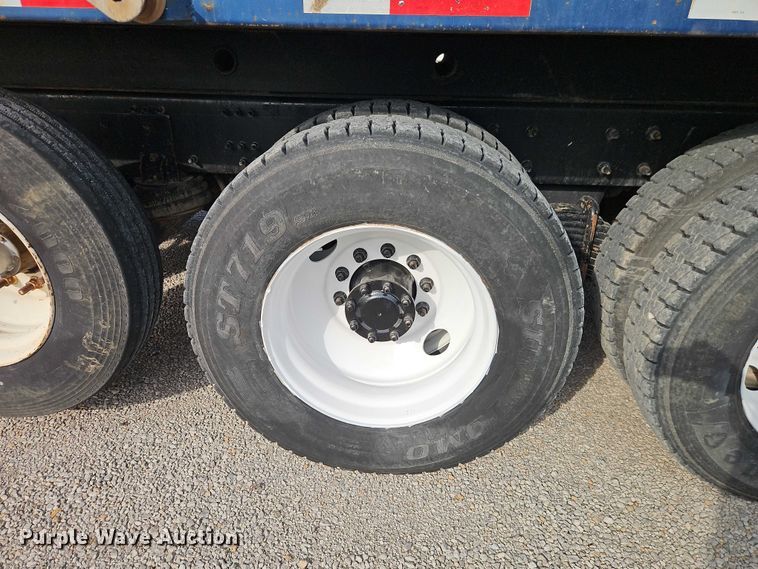 image for item EO4795 2007 Mack CTP713 dump truck