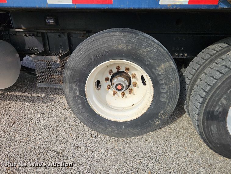 image for item EO4795 2007 Mack CTP713 dump truck