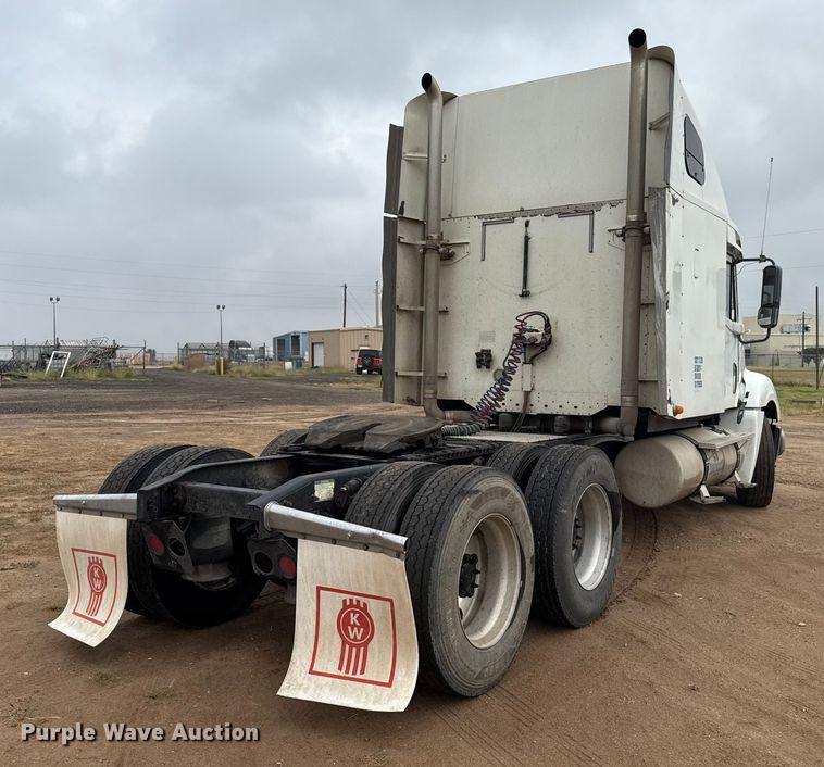 image for item EP0712 Freightliner Columbia semi truck