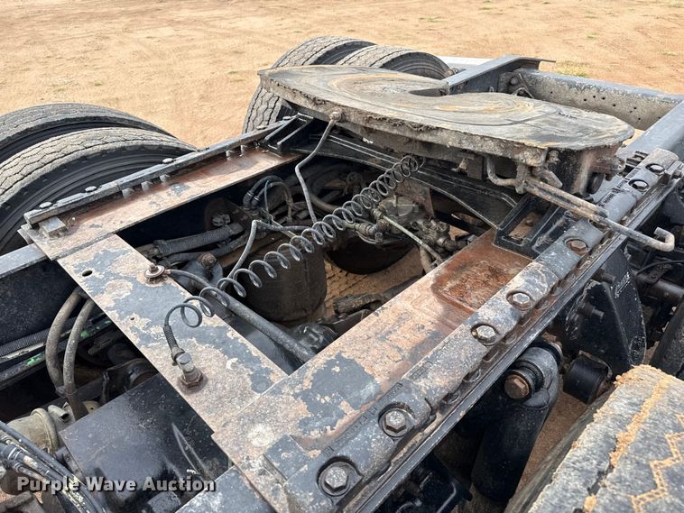 image for item EP0712 Freightliner Columbia semi truck