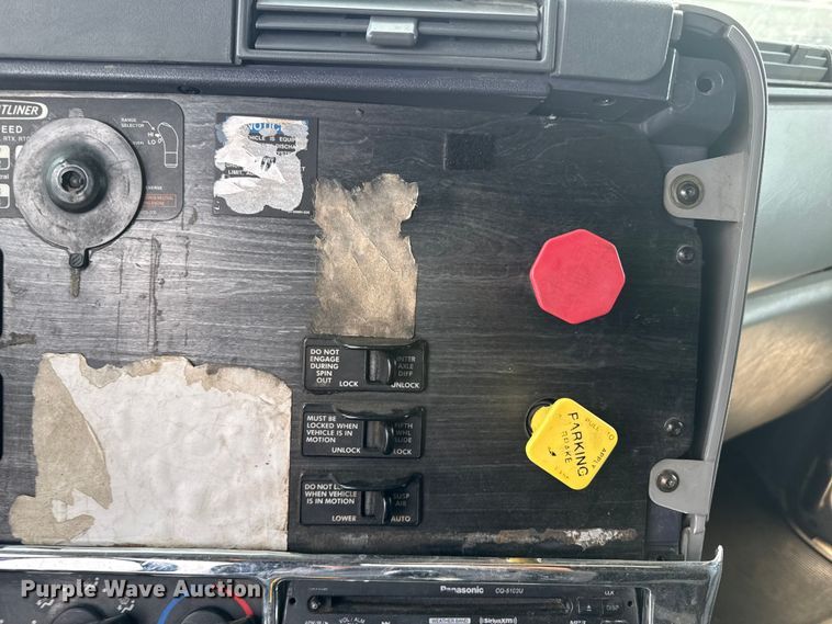 image for item EP0712 Freightliner Columbia semi truck