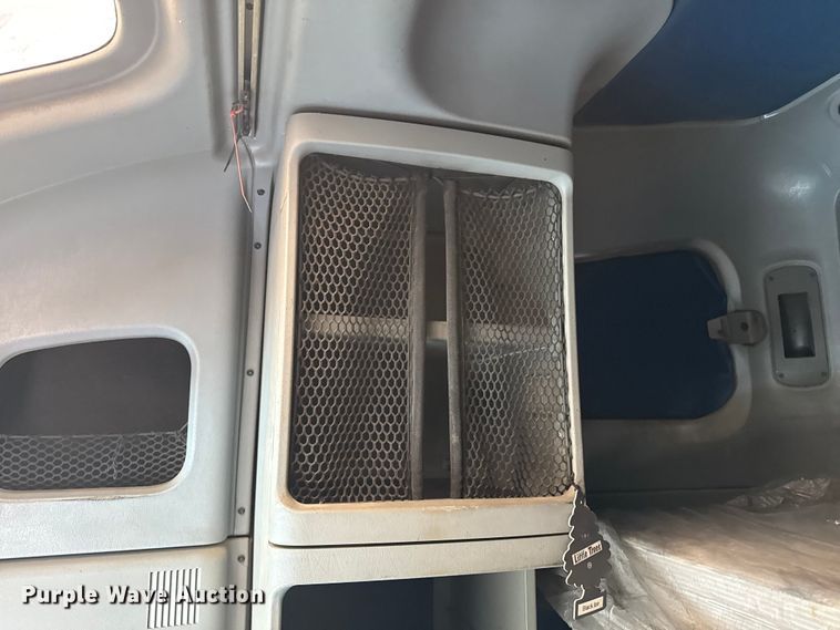 image for item EP0712 Freightliner Columbia semi truck