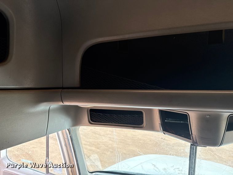 image for item EP0712 Freightliner Columbia semi truck