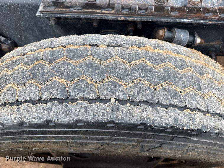 image for item EP0712 Freightliner Columbia semi truck