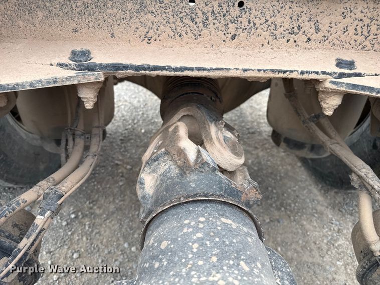 image for item EP0802 2016 Peterbilt 389 semi truck