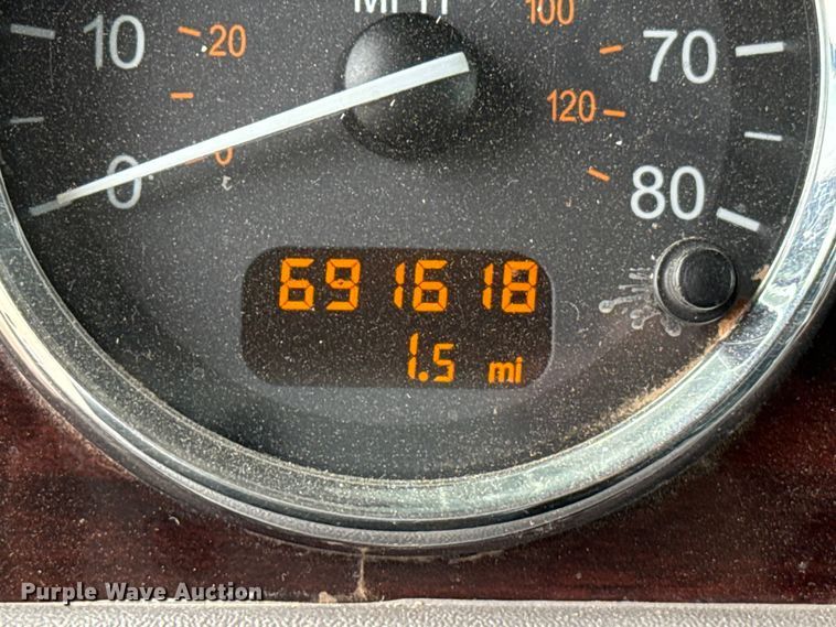 image for item EP0802 2016 Peterbilt 389 semi truck