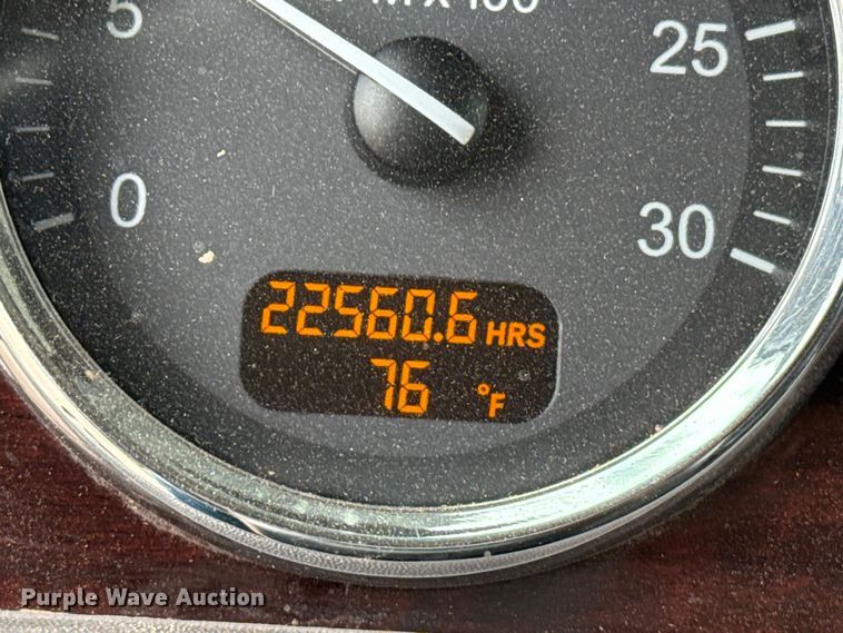 image for item EP0802 2016 Peterbilt 389 semi truck