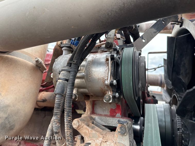 image for item EP0802 2016 Peterbilt 389 semi truck