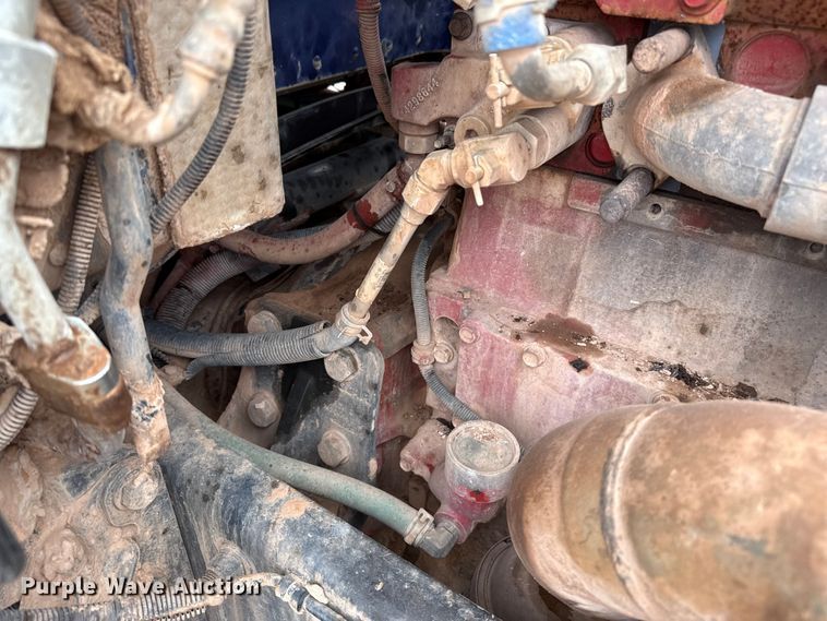 image for item EP0802 2016 Peterbilt 389 semi truck