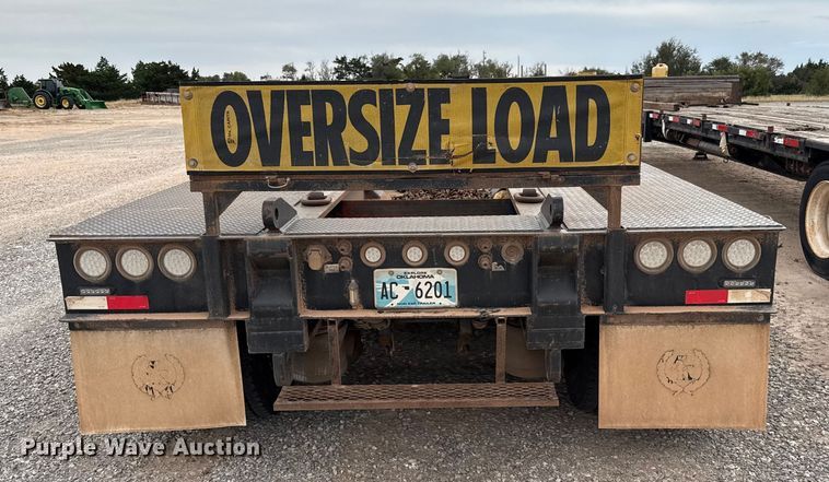 image for item EP0804 2019 Eager Beaver 55GSL/3 lowboy equipment trailer