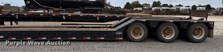 image for item EP0804 2019 Eager Beaver 55GSL/3 lowboy equipment trailer