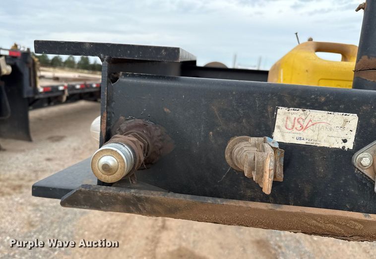 image for item EP0804 2019 Eager Beaver 55GSL/3 lowboy equipment trailer